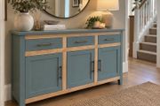 sideboard / dresser