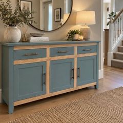 sideboard / dresser