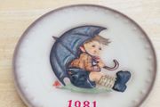 Large Vintage Hummel Wall Hanging Plate