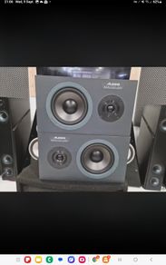 Alesis Studio Reference monitor one 200w Speakers