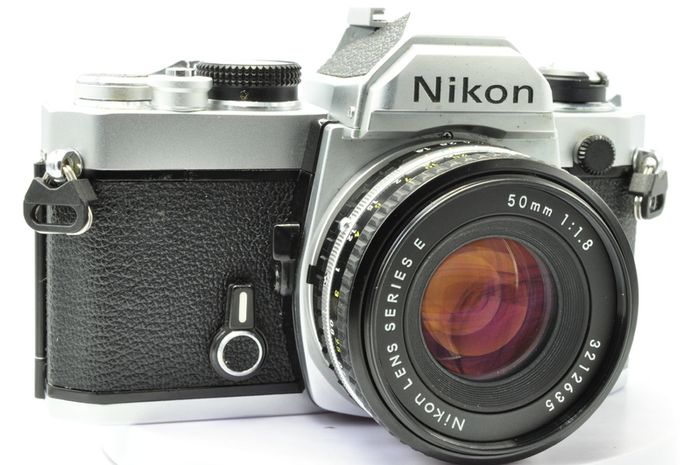 Nikon Fm Chrome + 50mm pancake F1.8 , Cla'd- Recent Full Service