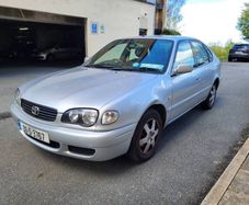 Youngtimer 2000 Toyota Corolla