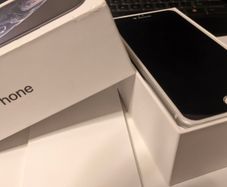 iPhone 6s plus (128gb) unlocked - mint conditions