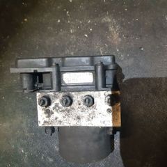 Abs pump avensis t25 2006