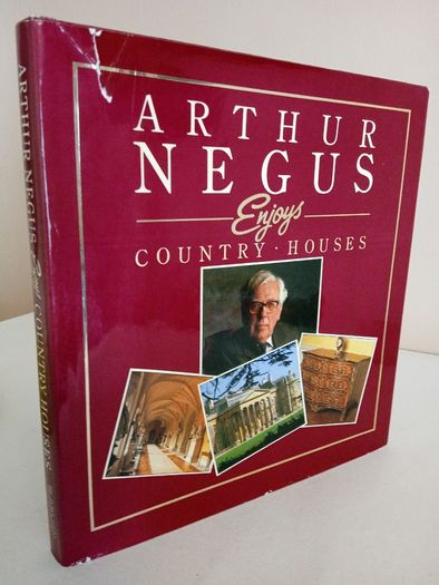 Arthur Negus Enjoys....Country Houses by Chris Hunt (RB283)
