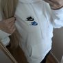 Jumper Nike Essential fleece+ multi logo hoodie in white ,MEN /Women size S small like new Image 3