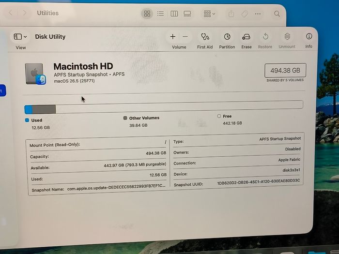 2020 MacBook Pro 13-inch M1 (A2338) 8GB RAM 512GB SSD Space Gray macOS Tahoe 26.5 , Battery Cycle: 194 (Was MDM Framework)
