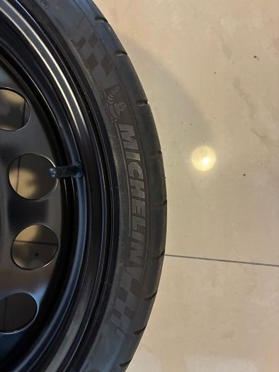 New 19" steel rim with 255/55/RZ19 tyre
