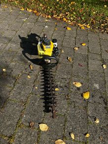 hedge trimmer