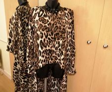 Women's Top Nwot Size 16