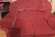 2 seater and I chair good condition ready ASAP