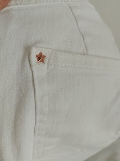 The Magic Jeans M and S - Size 12 Short - NEW
