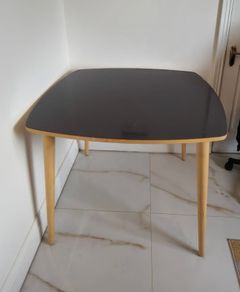 Office table