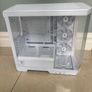 white pc case Image 3