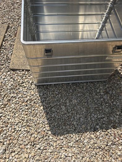 steel box 75x55 x 60h