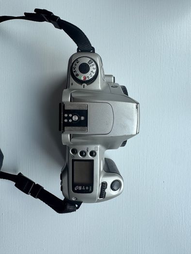 Canon EOS 300 Film Camera + Lens, 4 Batteries & 2 Kodak Films (Complete Kit)