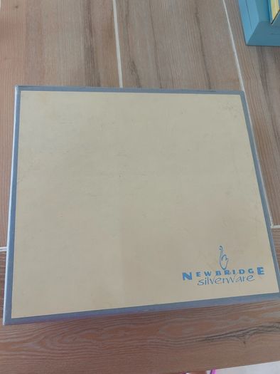 newbridge candle  holder