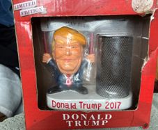 pen holder