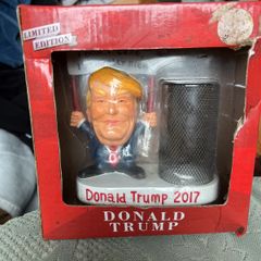 pen holder