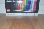 Lego Everyone is awesome