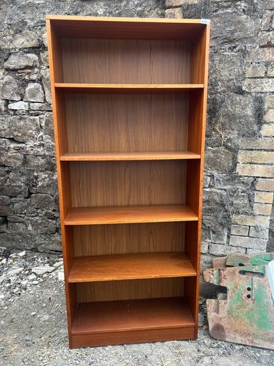 bookshelf