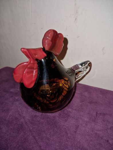 Hand blown glass Hen figure