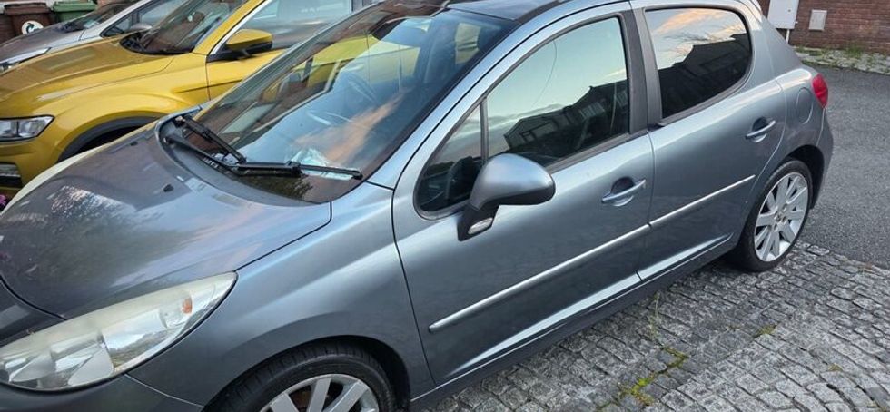 Peugeot 207 2011