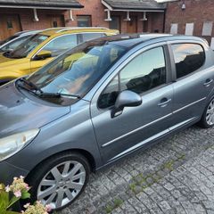 Peugeot 207 2011