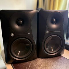 Mackie MR524 Studio Monitors Speakers - PAIR with Mackie BIG KNOB controller!