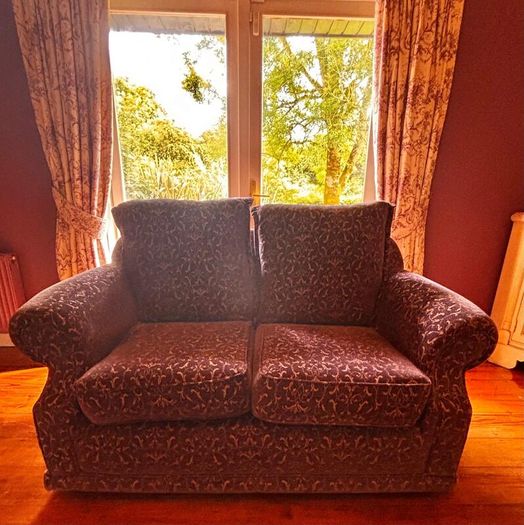 sofas 150 Euro each