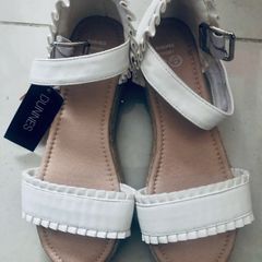 Girls sandals
