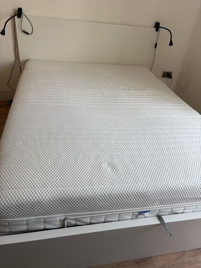Standard King size bed