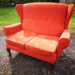 2 seater Queen Anne