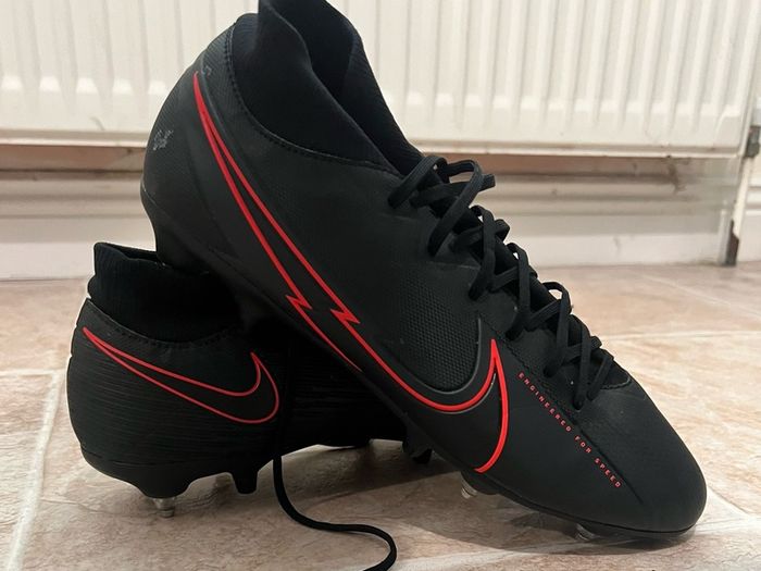 Nike Mercurial Superfly 7 Academy SG-Pro (Black x Chile Red)