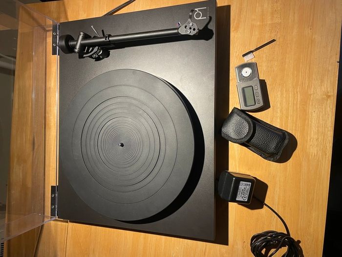 Rega Planar 1 Turntable