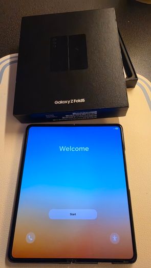 Samsung Galaxy Z Fold 5