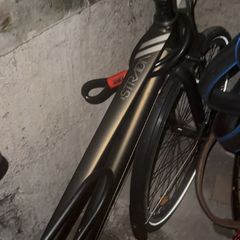 Raleigh Strada 8-Speed Hybrid Bike