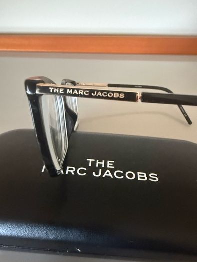 Marc Jacobs Women's reading Glasses with case and unused cloth