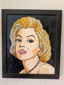 Marilyn Monroe glass painting