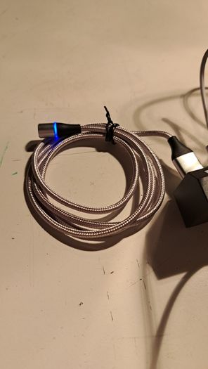 Magnetic USB data and Charge cable