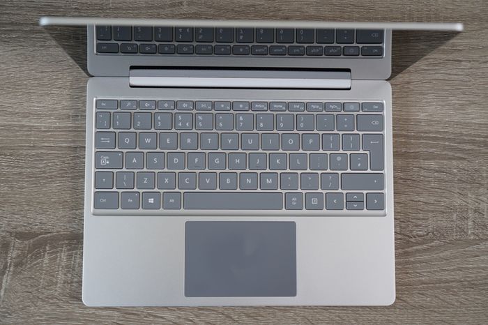 Microsoft Surface Laptop Go | Core i5 | 16GB RAM | 256GB | 100% sRGB Touch