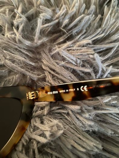 Miu miu cat eye sunglasses great condition purchased in arnotts