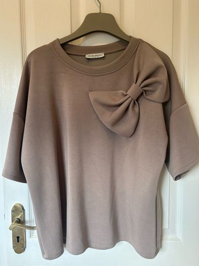 Ladies Bow Shoulder Taupe Top F/S