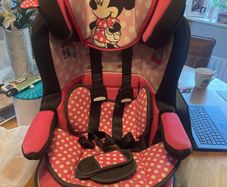 girls car seat