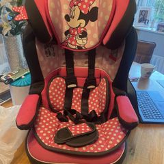 girls car seat