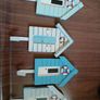 4 Wooden Beachhouses with Hooks Image 2