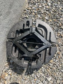 Volkswagen Car Jack