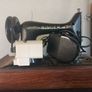 Singer Sewing machine Image 5