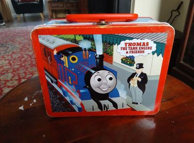 Thomas the tank engine lunch box
