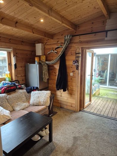 Log Cabin